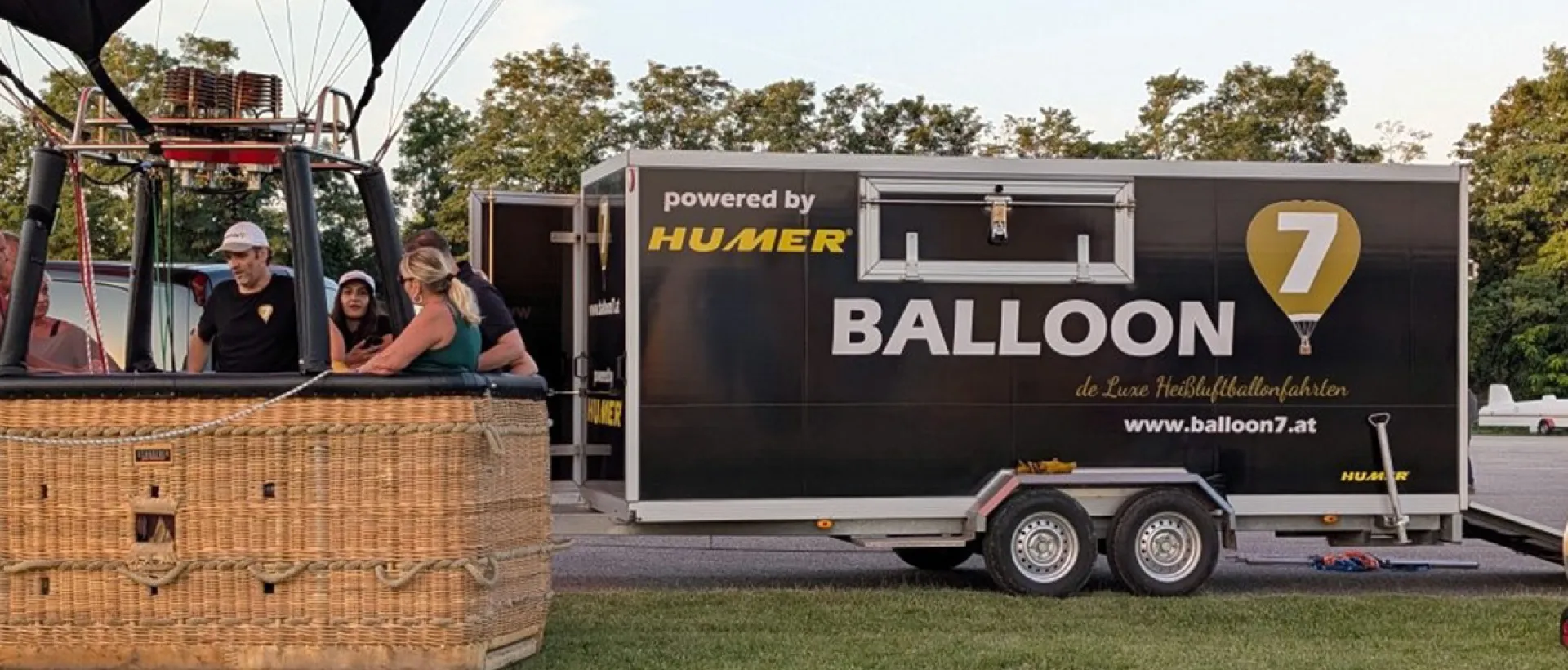 HUMER Anhänger für Heißluftballonfahren