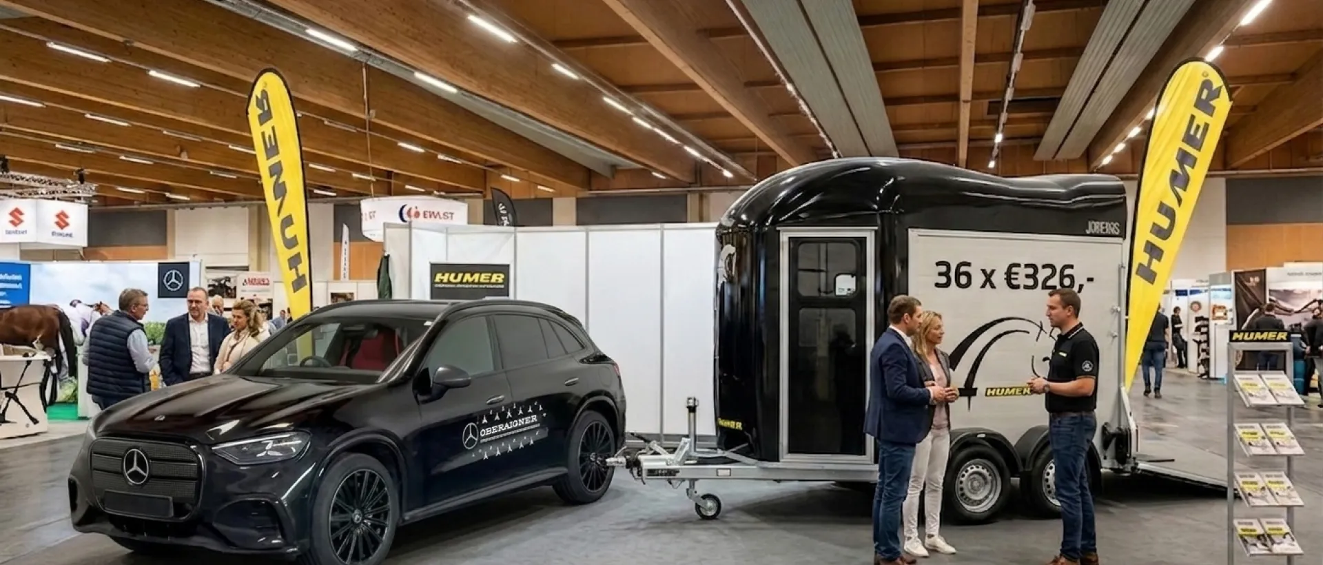 Mercedes HUMER Pferdemesse