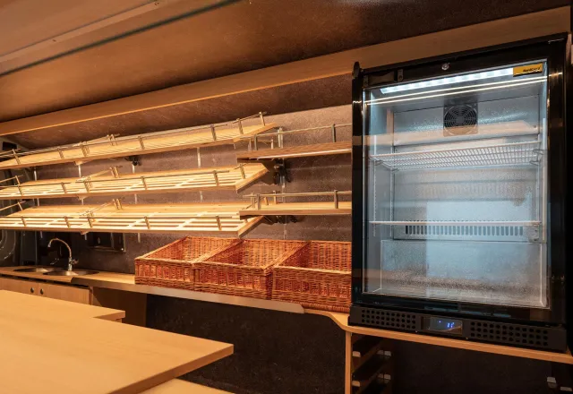 HUMER BACK-MASTER 320 Detail