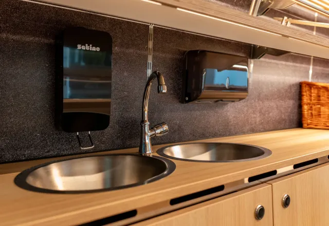 HUMER BACK-MASTER 320 Waschbecken