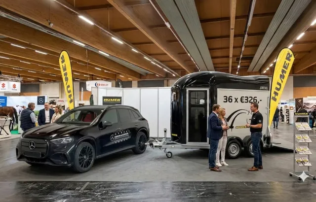Mercedes HUMER Pferdemesse