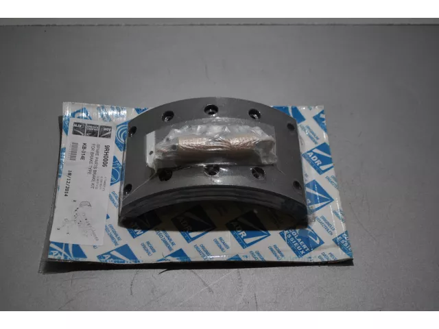 ADR Bremsbelag m. Feder/Nieten 300x135