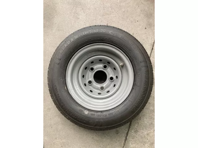Reifen 195/55R10C Security 750 kg 5-Loch