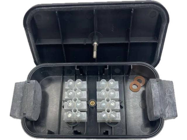 Verteilerdose 8polig m.16 Doppel-Flachsteckansch.