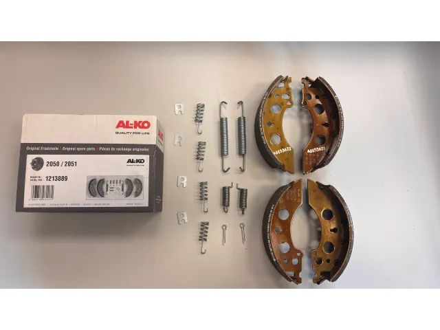 ALKO Set Nr. 48 Bremsbacken+Federn f.2051/ 1Achse
