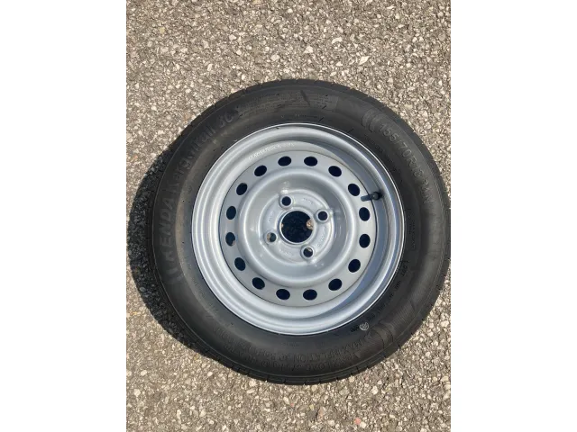Reifen 155/70R13 4-Loch ET30