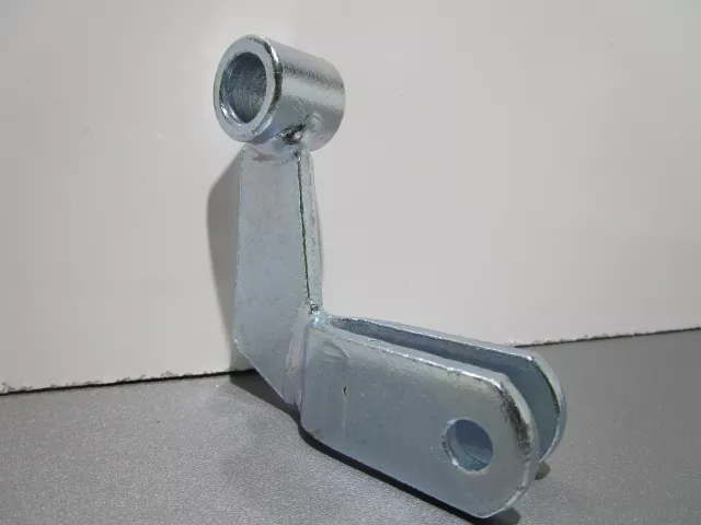 Halterung Gasfeder Heckwand CH