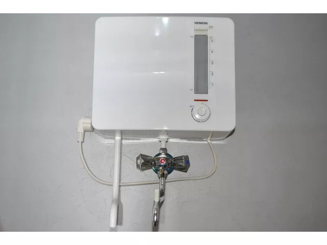 Heißwasserboiler 5l Siemens 1000W BK10/10