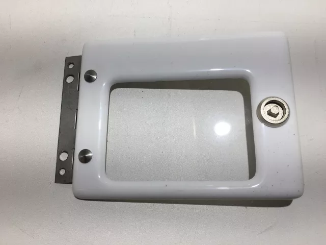 Bedienklappe für Govi-Kühlaggregat