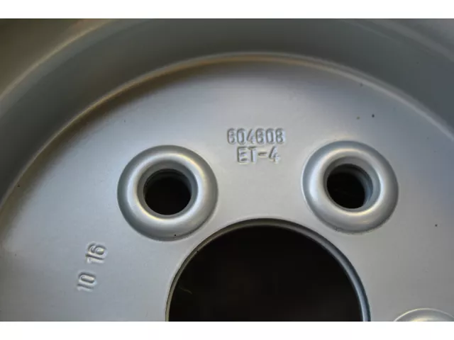 Reifen 195/50B10 750 kg 5x112
