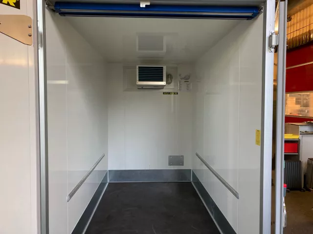 Kühlkofferanhänger UNC61325-14-1350