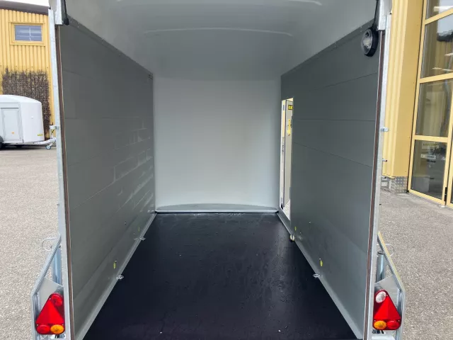 Kofferanhänger Roadster Alu/Tür 300 Pullmann 1300 kg 13"