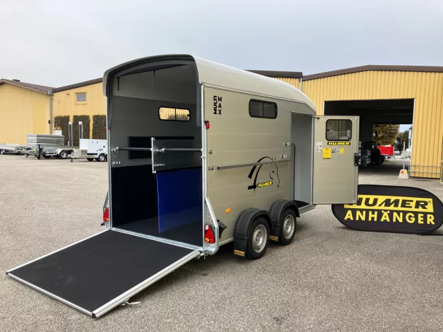 Pferdeanhänger Multimax 378x181x225 2600 kg