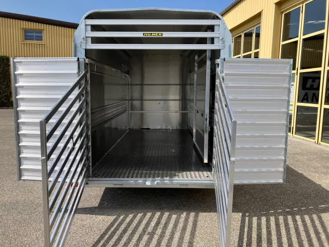 Tier- und Viehtransporter TA510G14 Vieh Klappe/Türe 434x178x212 3500 kg 16"