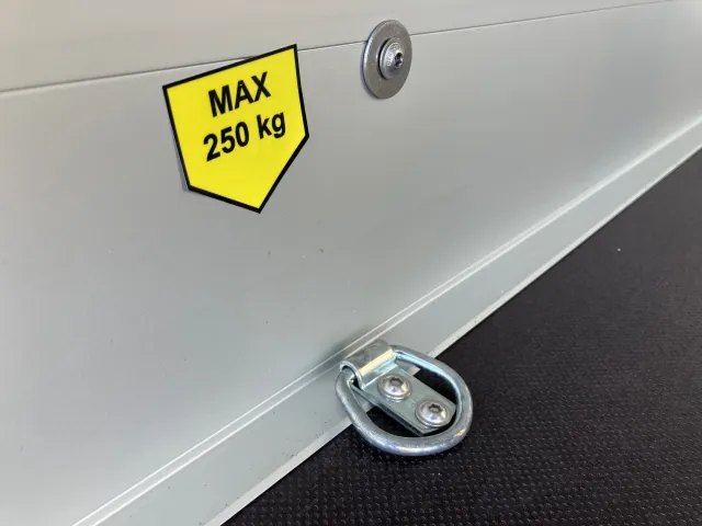 Kofferanhänger Roadster Alu/Tür 300 Pullmann 1300 kg 13"