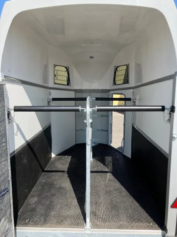 Pferdeanhänger H10HBECO-2000