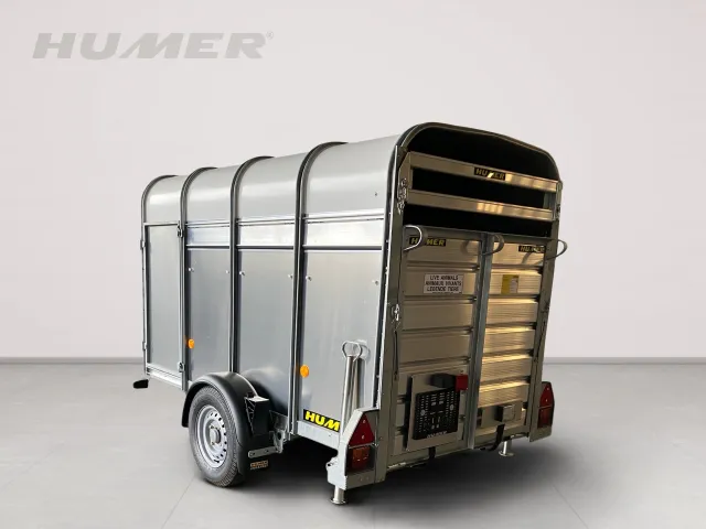 P8G Vieh 244x121x153 1400 kg 13 "