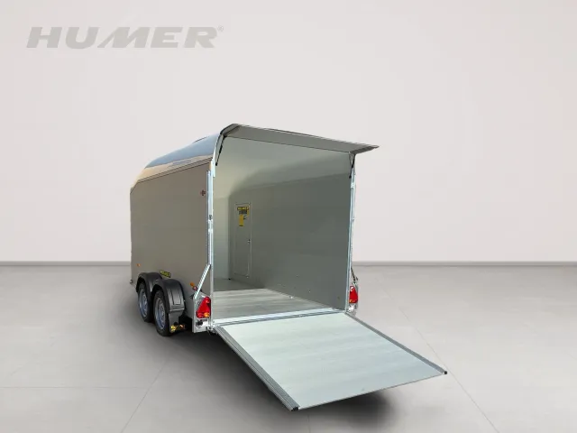 Roadster Alu/Tür 700 Pullmann 2600 kg 13"