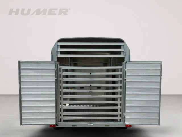 TA510G10 Vieh Rampe/Türe 311x178x212 3500 kg 16"