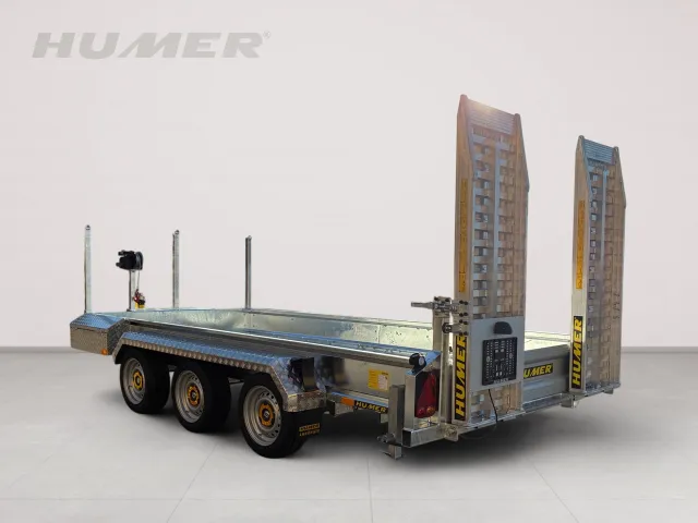 HUmer 3 Achs Baumaschinen