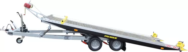 HUMER Autotransporter Spielberg