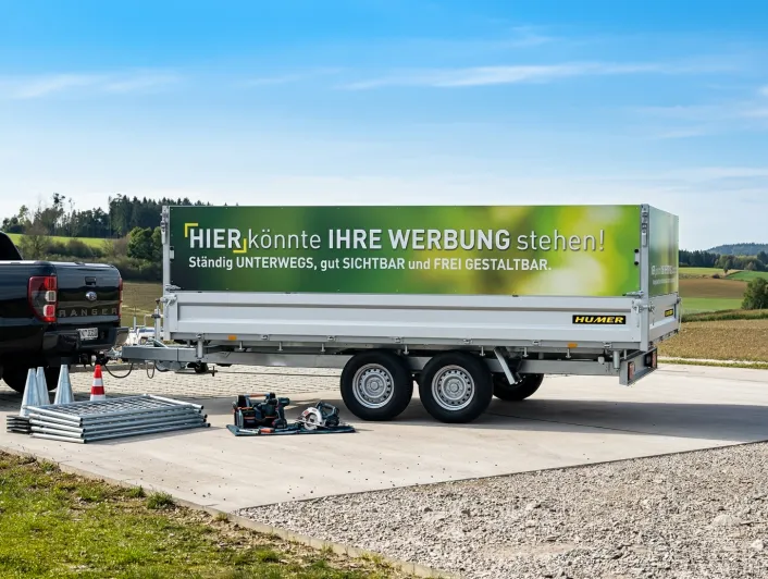 Anhänger zur rollenden Werbefläche